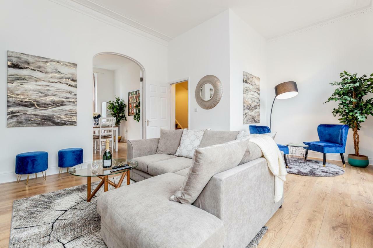 Bright & Spacious 4Beds Home - Kensington High Street-Olympia Londyn Zewnętrze zdjęcie