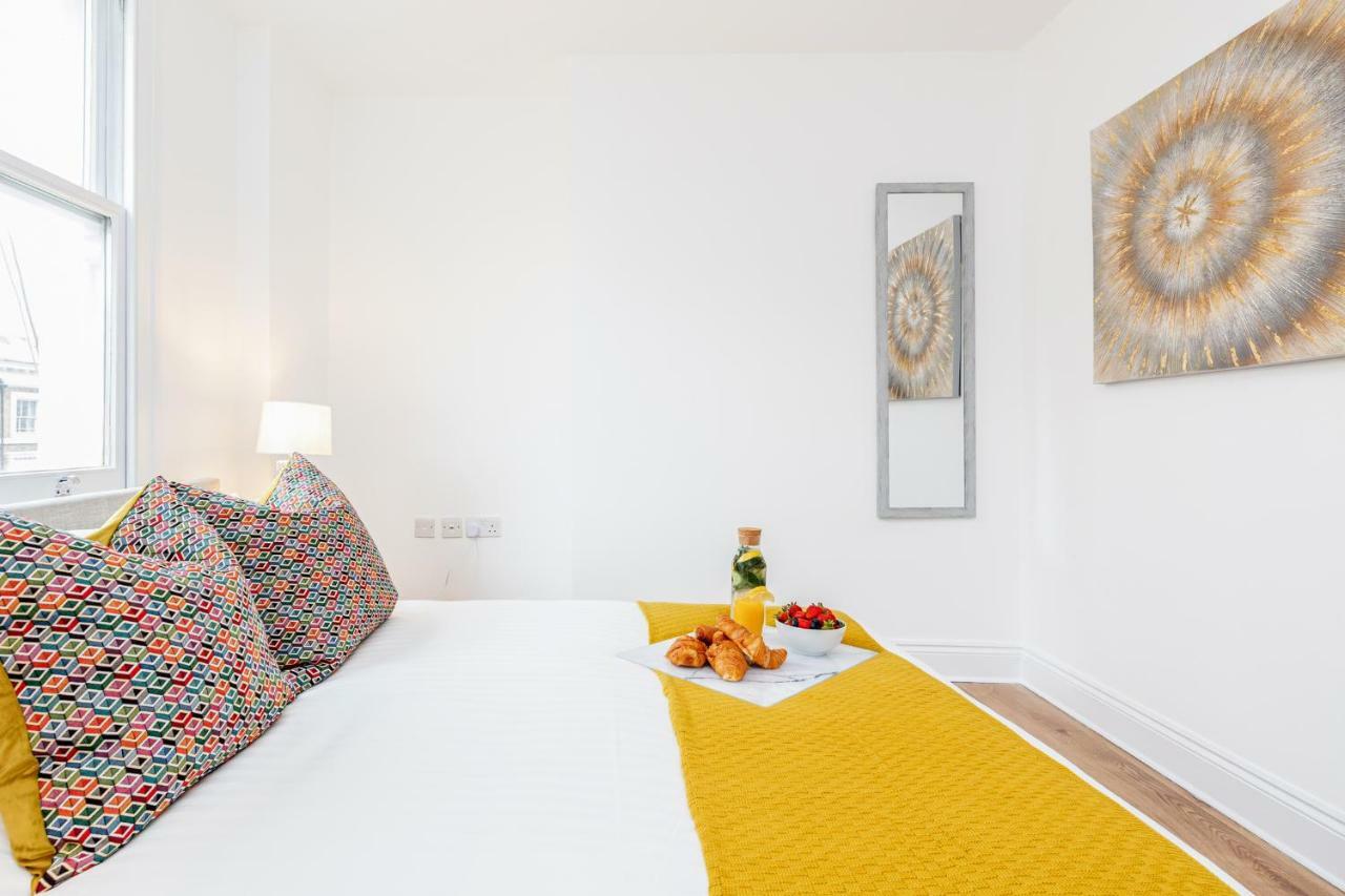 Bright & Spacious 4Beds Home - Kensington High Street-Olympia Londyn Zewnętrze zdjęcie