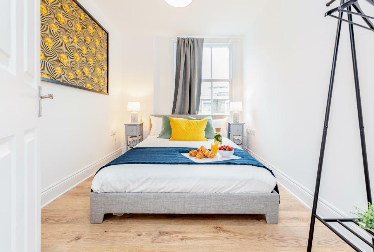 Bright & Spacious 4Beds Home - Kensington High Street-Olympia Londyn Zewnętrze zdjęcie