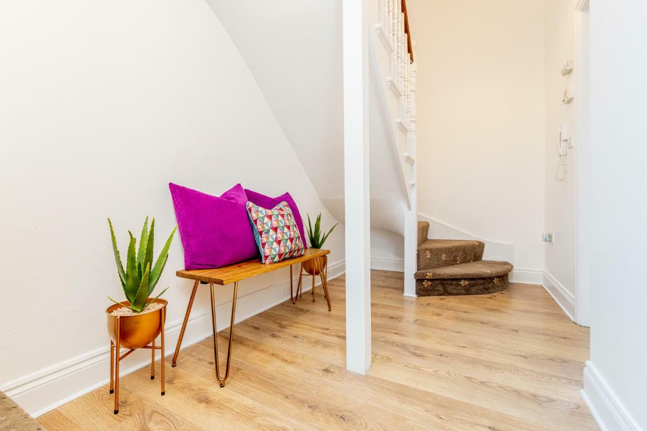 Bright & Spacious 4Beds Home - Kensington High Street-Olympia Londyn Zewnętrze zdjęcie