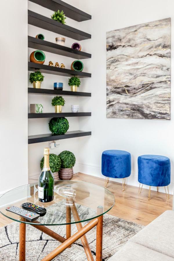 Bright & Spacious 4Beds Home - Kensington High Street-Olympia Londyn Zewnętrze zdjęcie