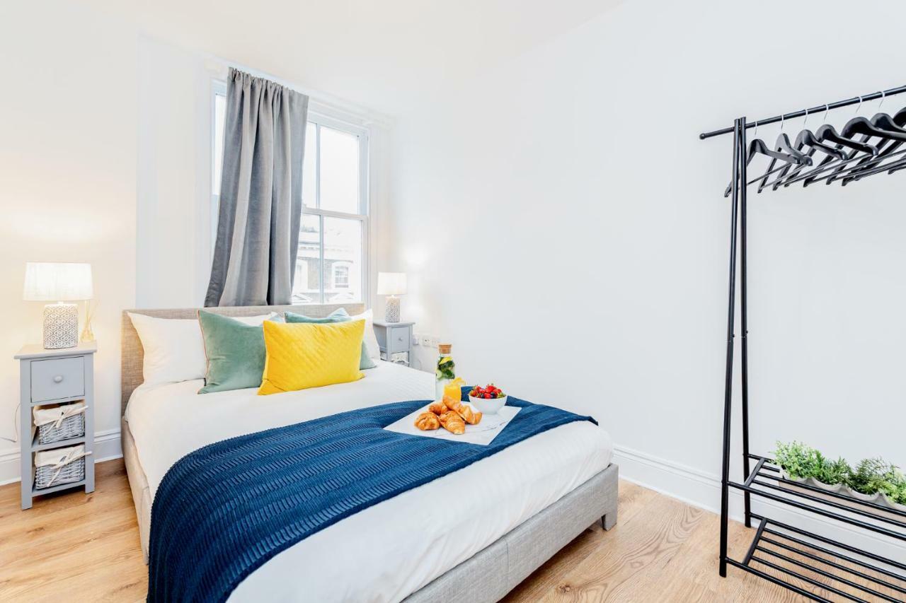 Bright & Spacious 4Beds Home - Kensington High Street-Olympia Londyn Zewnętrze zdjęcie
